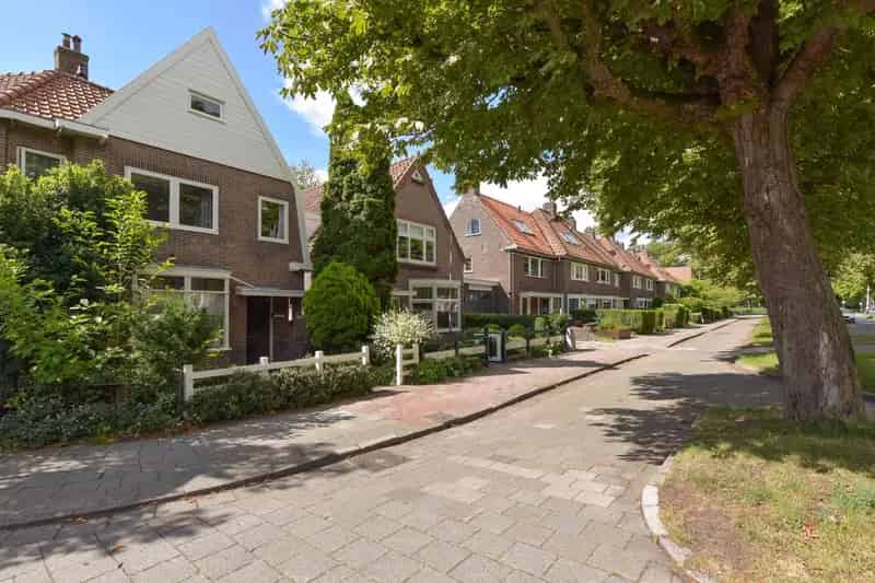 Huis te koop Johan Messchaertstraat Hoorn 4 slaapkamers zonnige tuin
