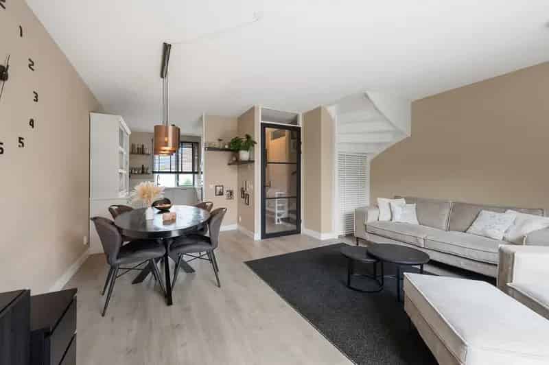 Huis te koop Saendelft 4 slaapkamers moderne keuken tuin