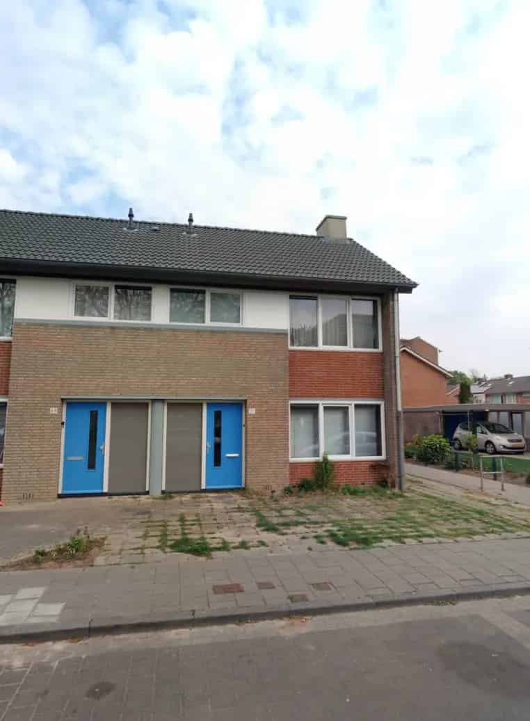 Ruime woning nabij park en winkelcentrum met gratis parkeren