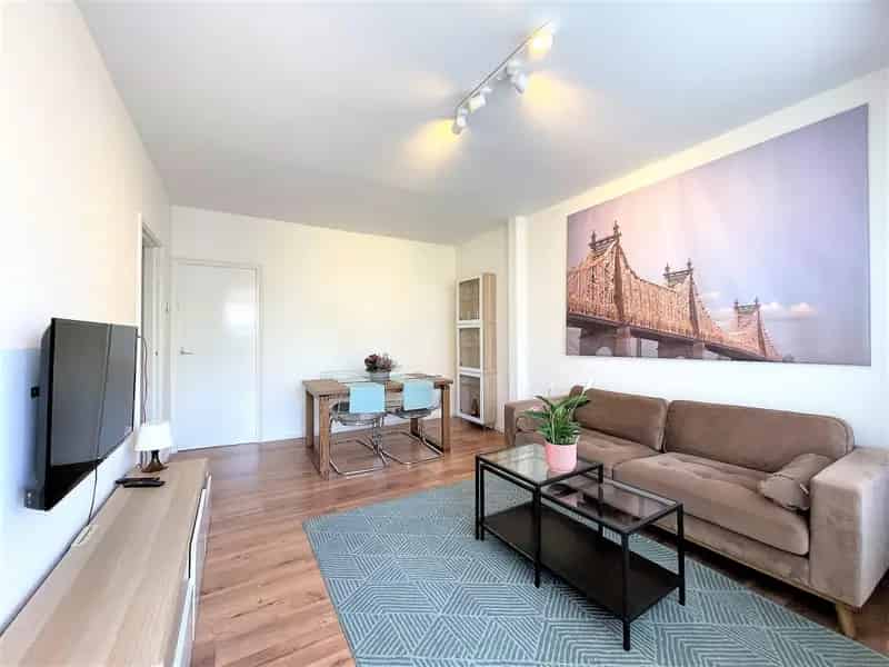 Appartement te huur Amsterdam Zuid 3 kamers gemeubileerd balkon