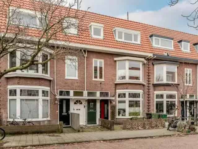 Ruime bovenwoning Haarlem Kleverpark 4 slaapkamers dakterras