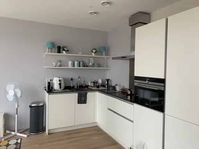 Kamer te Huur Vrouw 16 Juni - 30 September