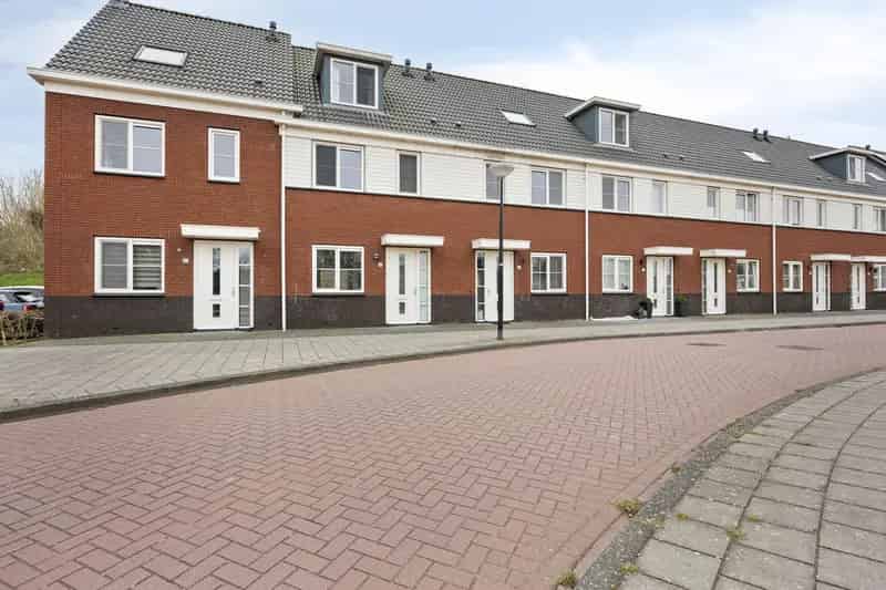Moderne eengezinswoning Amsterdam 103m2 3 slaapkamers tuin A+