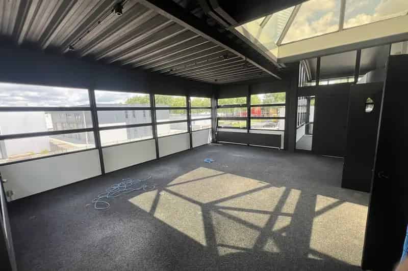 Bedrijfshal te koop Emmeloord 2586m²