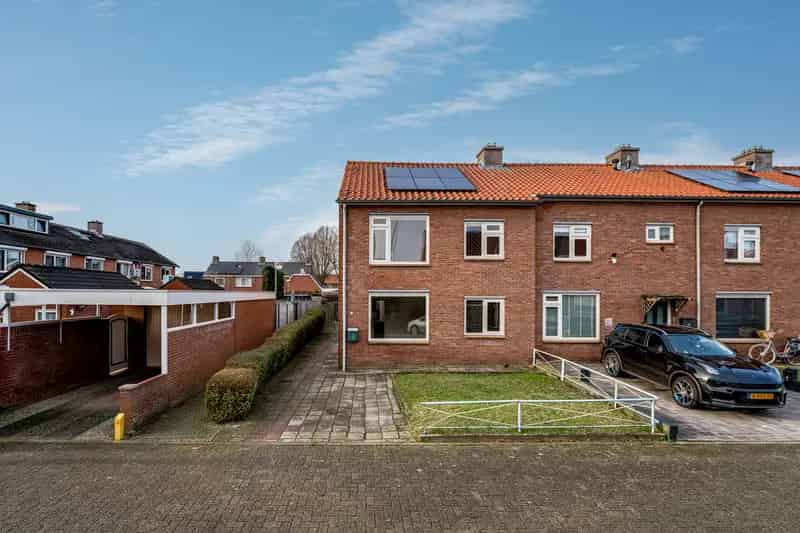 Huis te koop Didam Ralandstraat 4 slaapkamers tuin zuiden