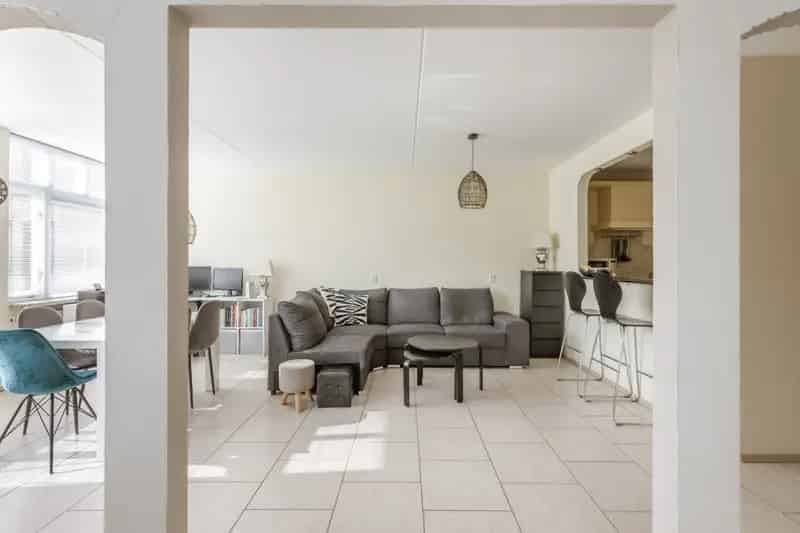 Ruim 3 Kamer Appartement Almere Stad