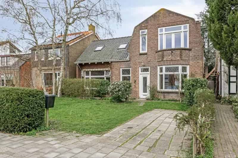 Ruime gezinswoning 4 slaapkamers Kloetinge renovatieproject