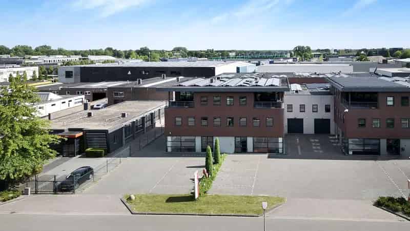 Kantoor te Koop Waalwijk Elzenweg 705m²