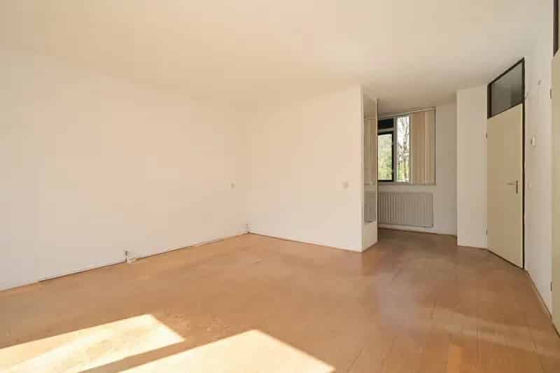 Huis te koop Houtwijk Den Haag Royale Tuin
