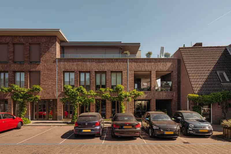 Luxe Appartement Wassenaar 133m2 2 Slaapkamers Garage Terras