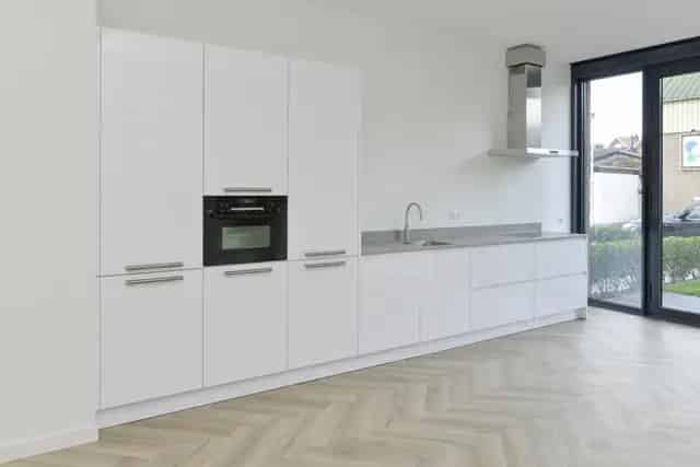 Hoekwoning Bussum 150m2 5 Kamers te Huur