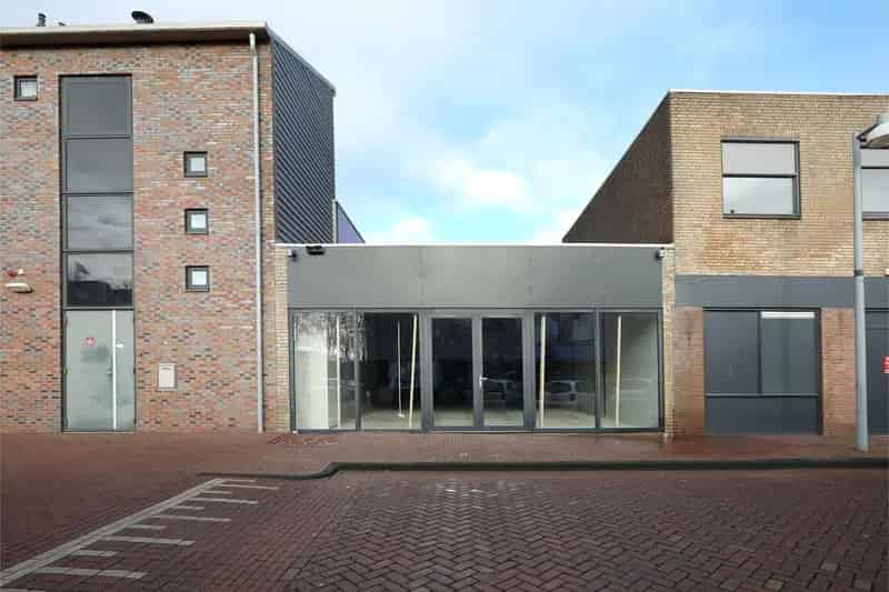 Winkelpand te Huur Koop Emmeloord 331m² Centrum