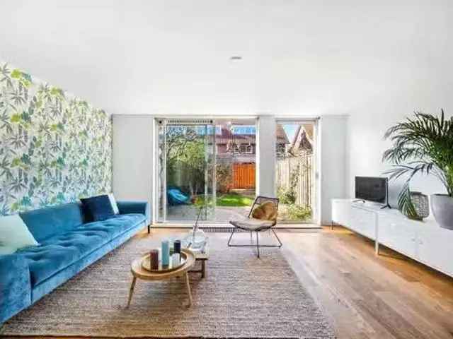 Huis te koop Den Haag - 4 slaapkamers, Jacuzzi, 142m²