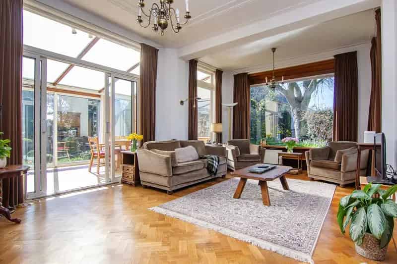 Huis te koop Hillegom: Vrijstaande Villa 6 slaapkamers