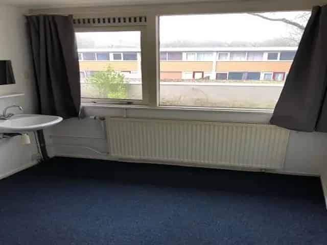Kamer te huur Emmen: 2 kamers, ideaal voor student