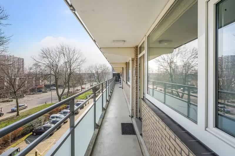 3-kamer Galerijflat Vlaardingen Ruime Berging Balkon Instapklaar