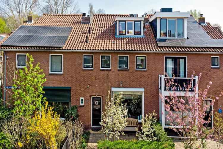 Gezinswoning Gouda Noord 4 slaapkamers Zonnepanelen Airco