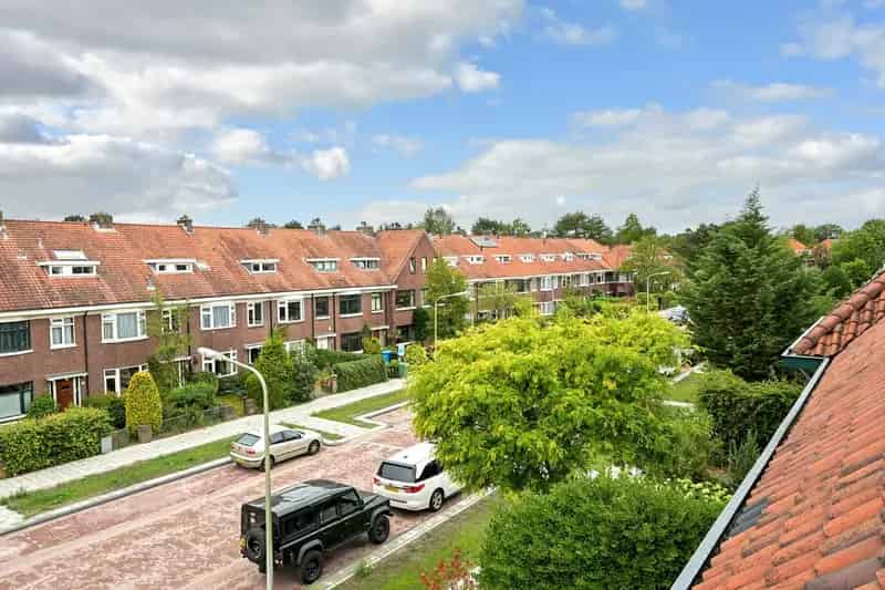 Herenhuis te koop Wassenaar 7 kamers moderne keuken tuin