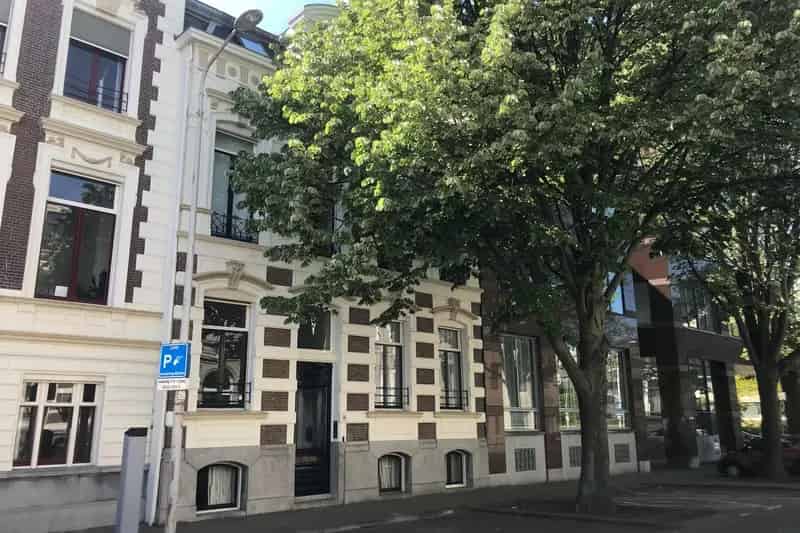 Kantoorruimte te huur Den Haag Burgemeester van Karnebeeklaan