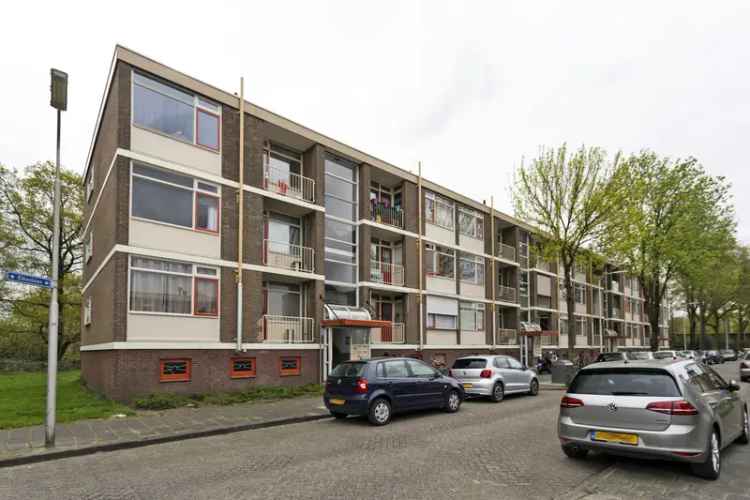 Appartement Te Huur in 50, Eikenlaan, Venray, Limburg