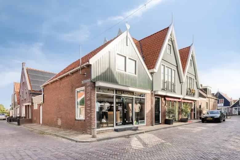 Volendam Winkelpand 82m2 Te Koop Centrumlocatie