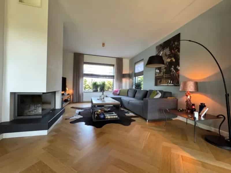 Villa te huur Vrachelsestraat in Den Hout voor € 2.500 per maand