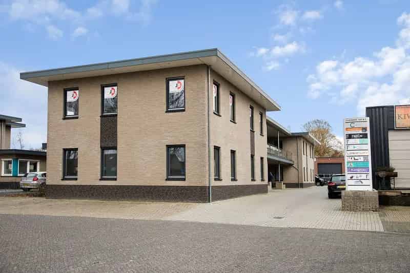 Kantoorruimte te Huur Oldenzaal Zandbreeweg
