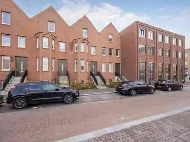 2-onder-1-kapwoning te koop Almere 159m² 2 slaapkamers 2021