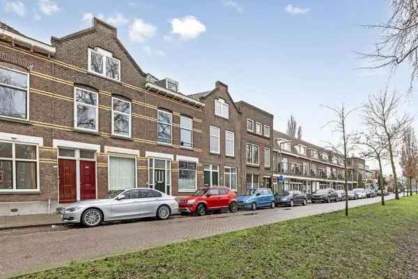 Appartement Te Koop in 30A, Boergoensevliet, Rotterdam, Zuid-Holland