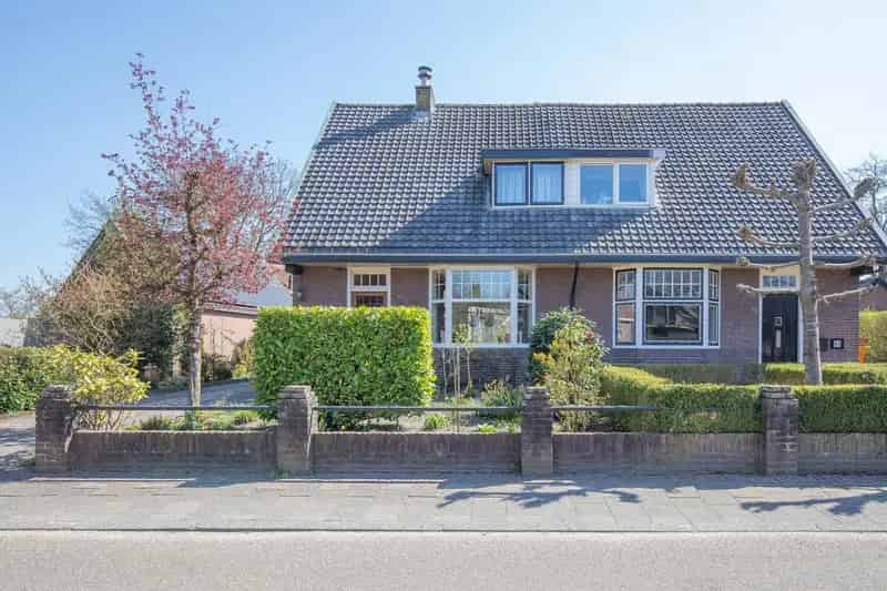 Tweekapper Maarsbergen Ruime Tuin Garage Drie Slaapkamers