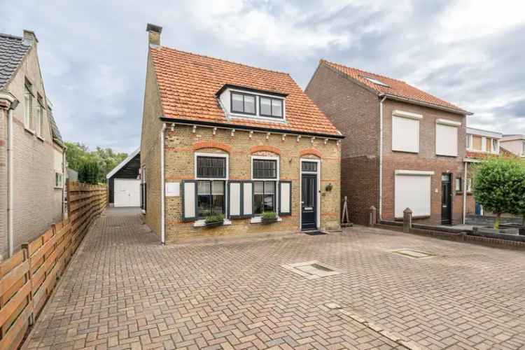 Eengezinswoning Te Koop in Middelharnis, Zuid-Holland