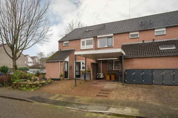 Luxe Tussenwoning De Essen 4 slaapkamers  Zonnepanelen Airco