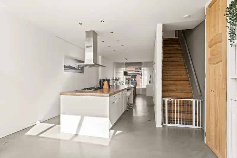 Tussenwoning Lange Beekstraat 73: Karakteristiek & Modern