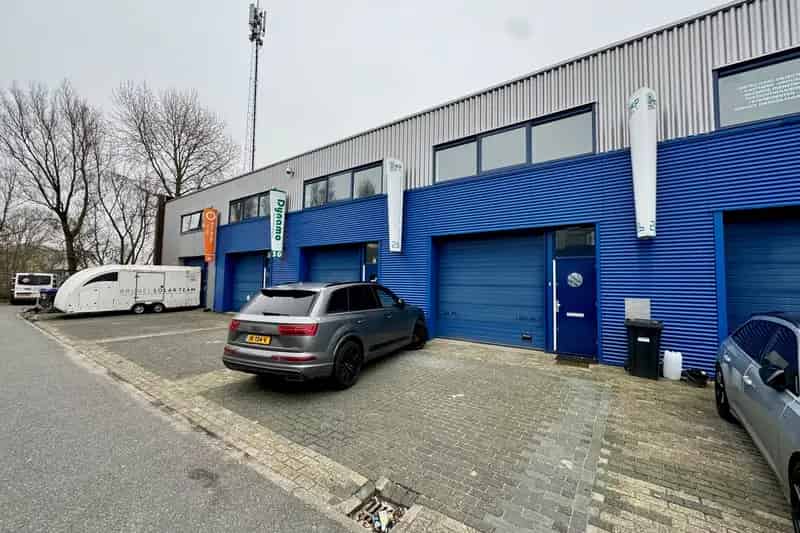 Bedrijfshal Delft 180m2 te Huur A++++ Energielabel Zonnepanelen