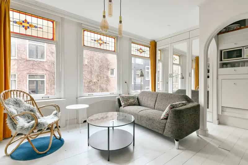 Jordaan appartement te koop: 33m2 hoekwoning, eigen grond