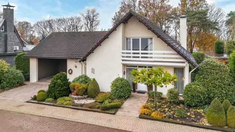 Ruime Vrijstaande Villa met 4 slaapkamers  bij de Groote Heide