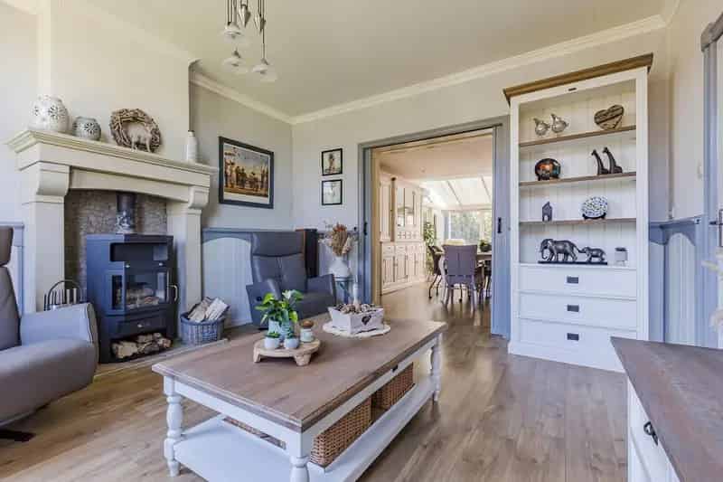 Ruime Instapklare Woning Philippine Grote Tuin Garage 4 slaapkamers