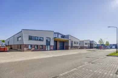 1690 m2 Bedrijfsruimte te Huur Schaijk