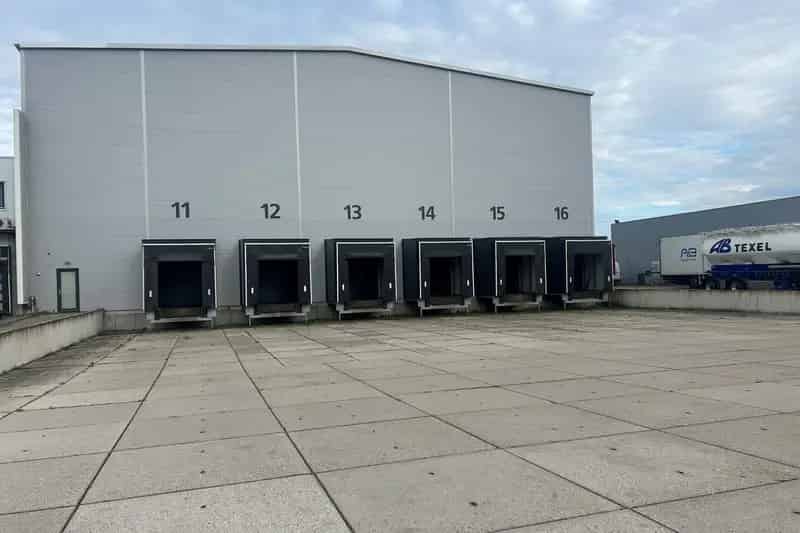Bedrijfshal Heerenveen 2274m2 Distributie Opslag