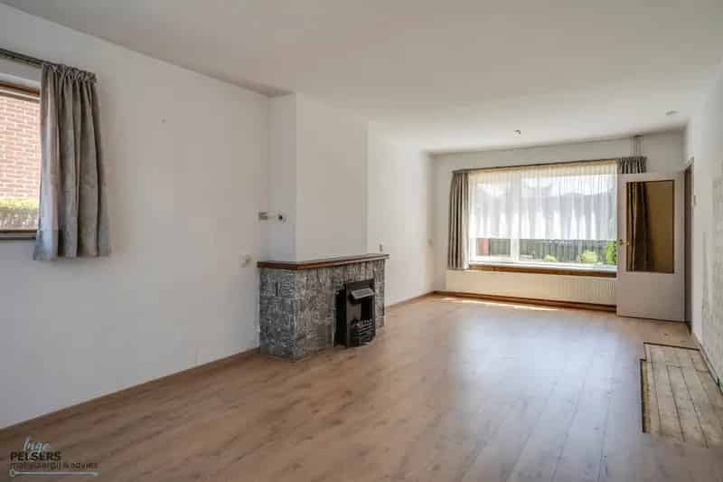Te moderniseren hoekwoning Reuver veel ruimte en mogelijkheden