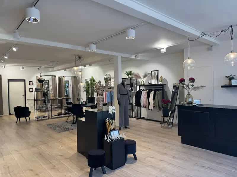 Winkel te Huur Naaldwijk Centrum 100m2 Detailhandel Dienstverlening