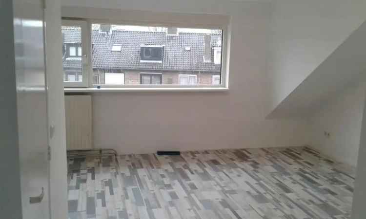 Ruime Studio Nabij Westermarkt Te Huur