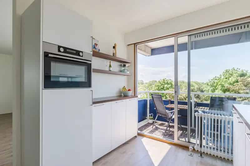 Ruim 3-kamerappartement Uithoorn Twee Balkons Nabij Winkels