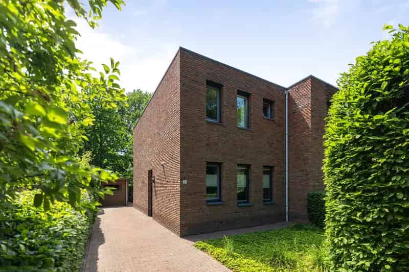 Moderne Hoekwoning Twello: 3 Slaapkamers, Volledig Geïsoleerd, Energielabel A
