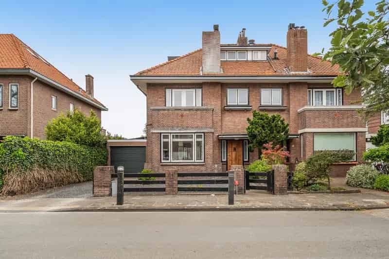 Halfvrijstaand Huis Wassenaar Gerenoveerd 3 slaapkamers Tuin Garage
