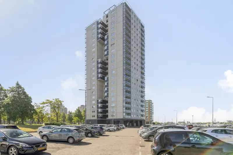 Modern 3-kamerappartement Maas-uitzicht De Esch