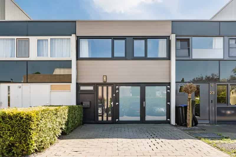 Moderne Tussenwoning Vinkeveen 3 Slaapkamers Groen Dak