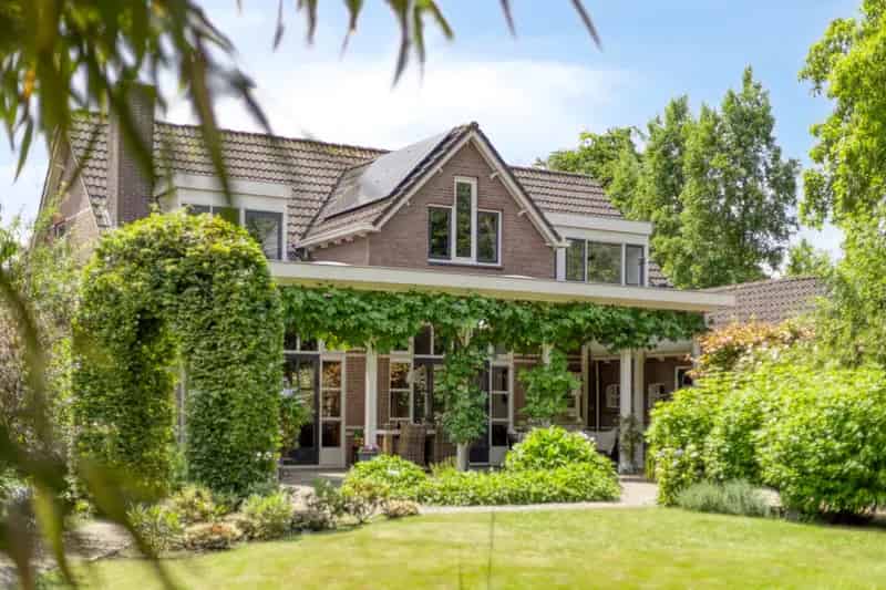 Villa De Kaap te Scherpenzeel Ruime woning met tuin en garage