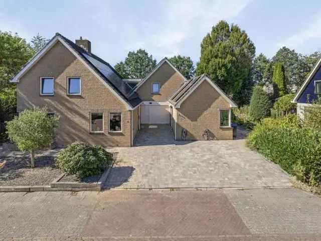Luxe Vrijstaande Woning met Aanleunwoning Emmeloord