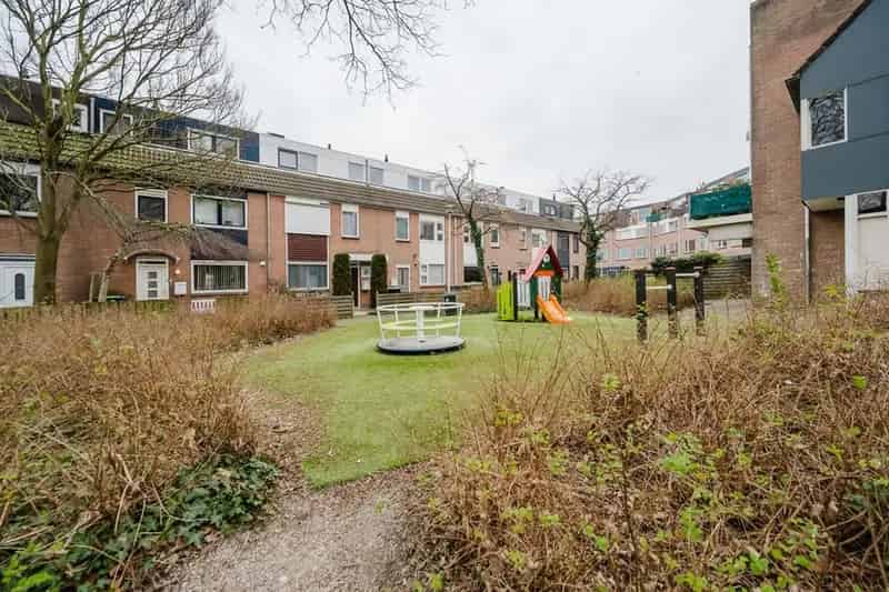 Ruime Eengezinswoning 3 Slaapkamers Eigen Oprit Zonnige Tuin